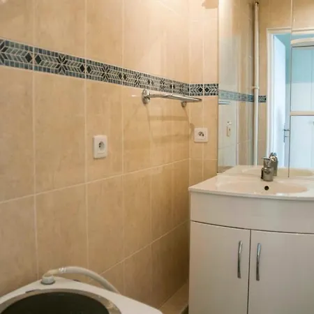 Great Design And Bright Apartment With Terrace 아파트