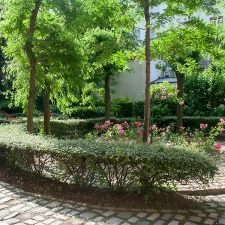 아파트 Great Design And Bright Apartment With Terrace *
