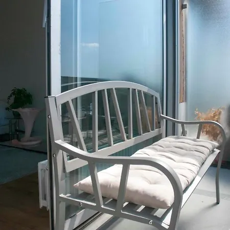 Great Design And Bright Apartment With Terrace